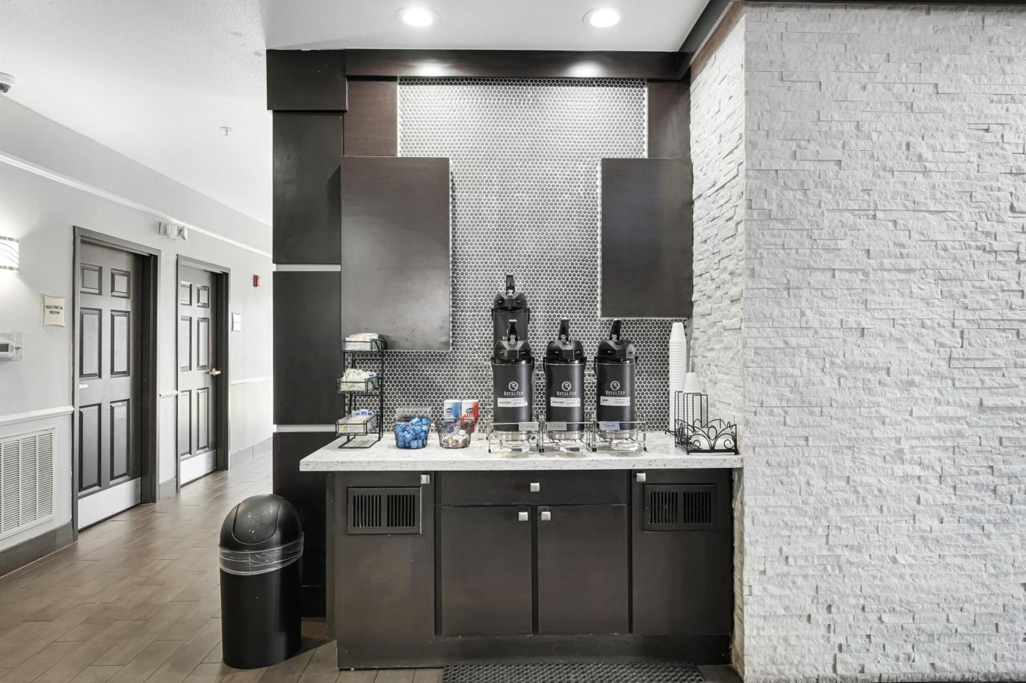 La Quinta By Wyndham Houston Hobby Airport Hotell Exteriör bild