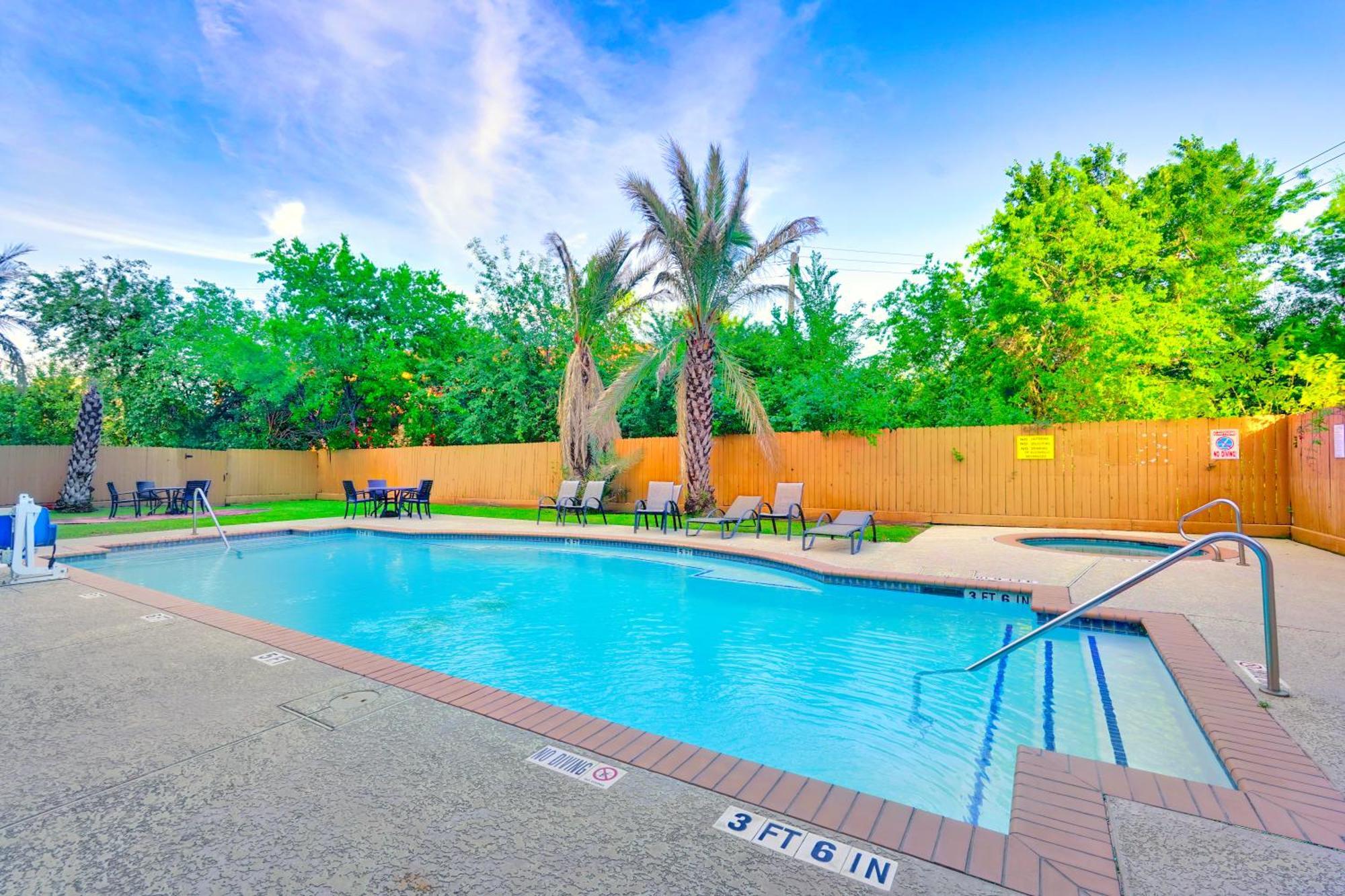 La Quinta By Wyndham Houston Hobby Airport Hotell Exteriör bild